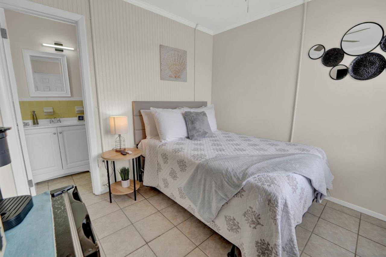 Sea Foam Suites Lower Grand Lagoon 外观 照片